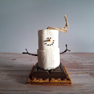 Original S'mores Marshmallow ornament figure hanger Midwest of Cannon Falls